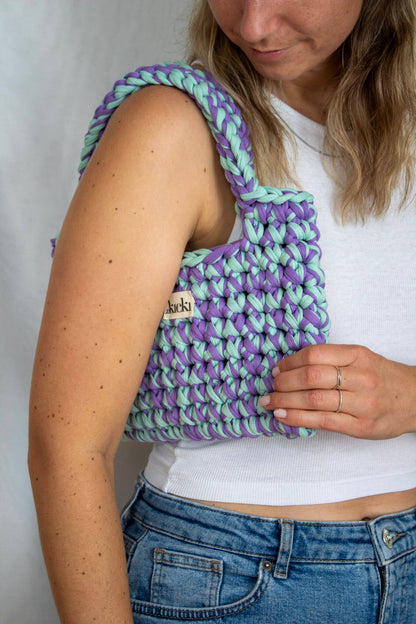 Häkeltasche I flieder
